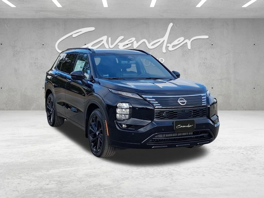 New 2026 Black Nissan Platinum image 2