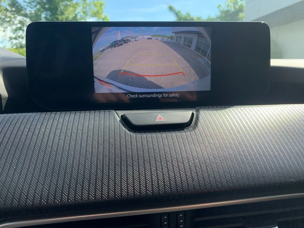 Used 2025 White Mazda 3.3 Turbo Select image 24