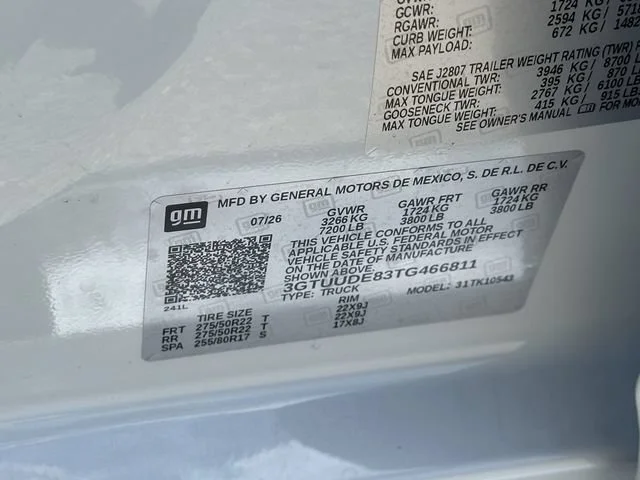 New 2026 Glacier White Tricoat GMC SLT image 35