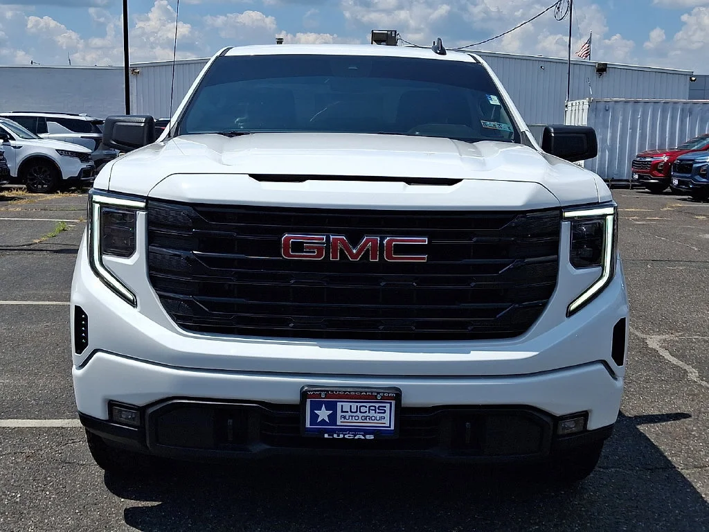 Used 2026 Summit White GMC Elevation image 4