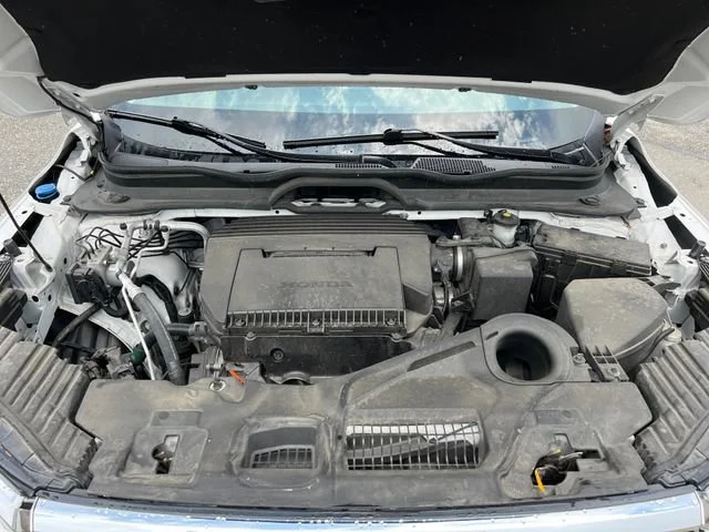 Used 2023 Platinum White Pearl Honda EX-L 8 Passenger image 29