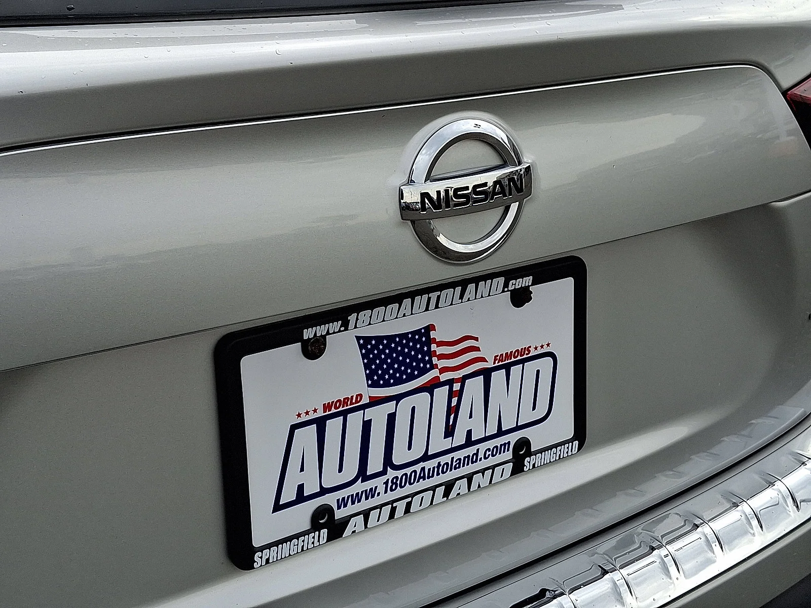 Used 2022 Brilliant Silver Metallic Nissan SV image 29