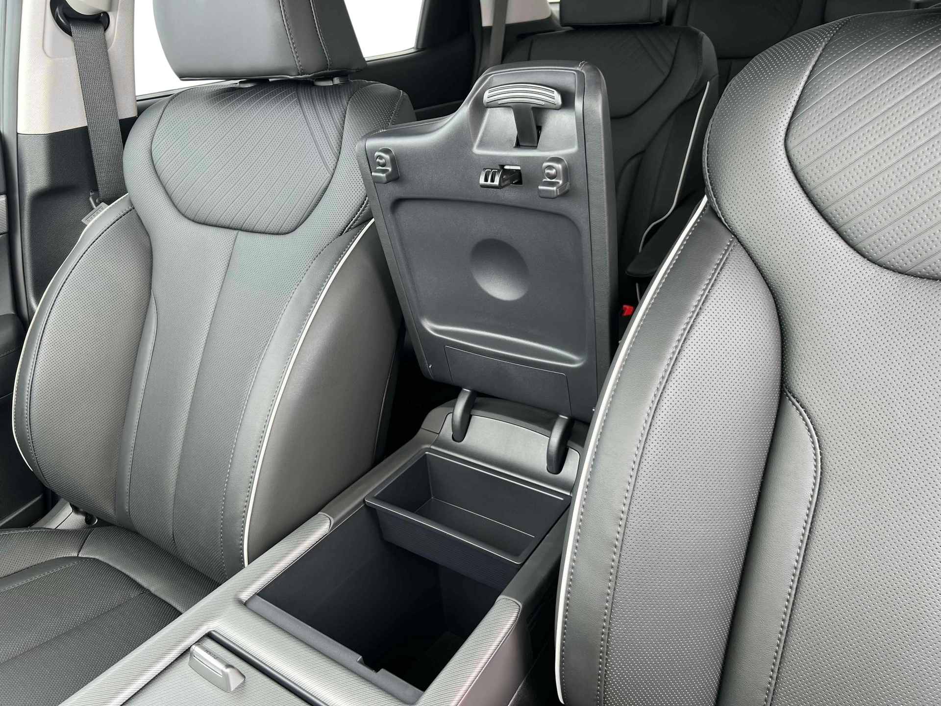 2025 Hyundai Palisade XRT - Photo 48