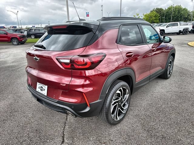 Used 2025 Crimson Metallic Chevrolet RS image 11