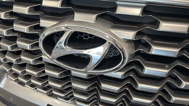 Used 2022 Sierra Burgundy Hyundai SEL image 44