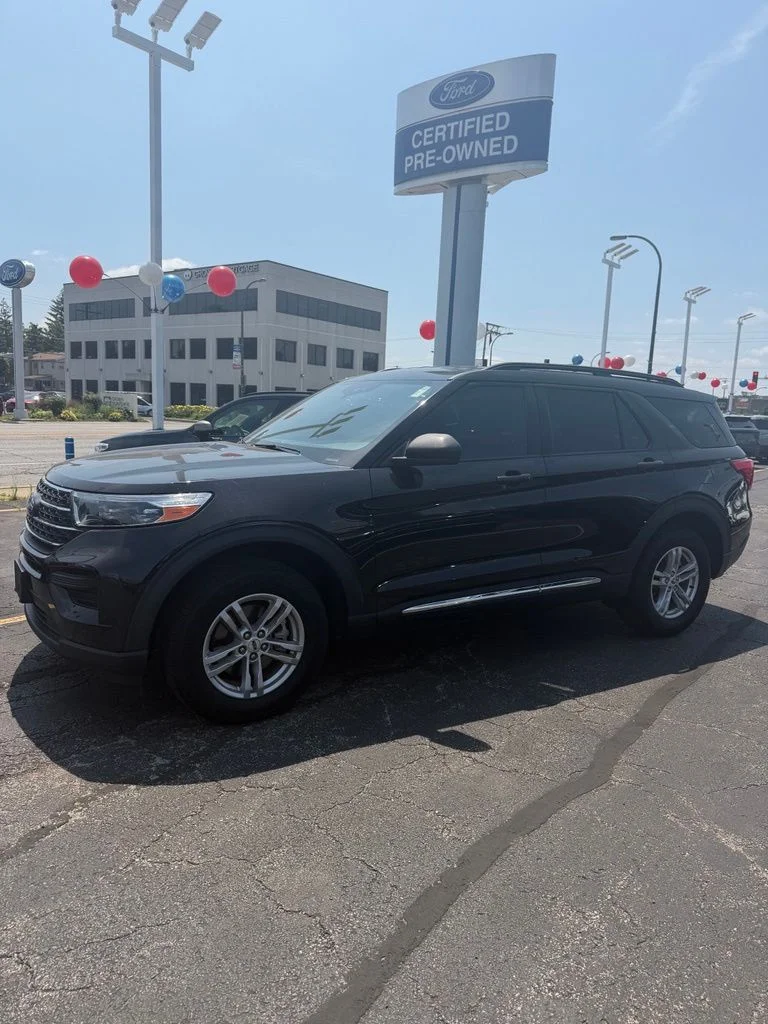 Certified Used 2022 Black Metallic Ford XLT image 35