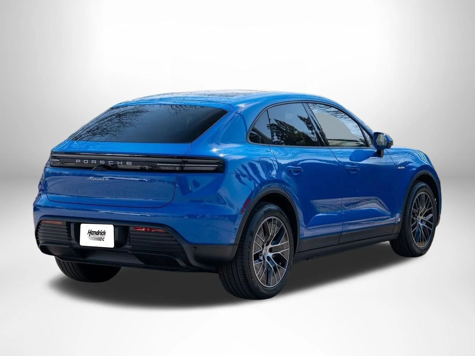 2026 Porsche Macan Base - Photo 8