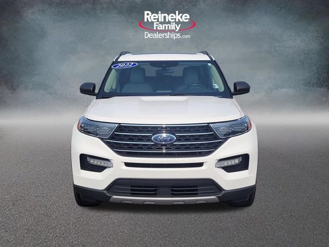 Used 2022 White Metallic Ford XLT image 2