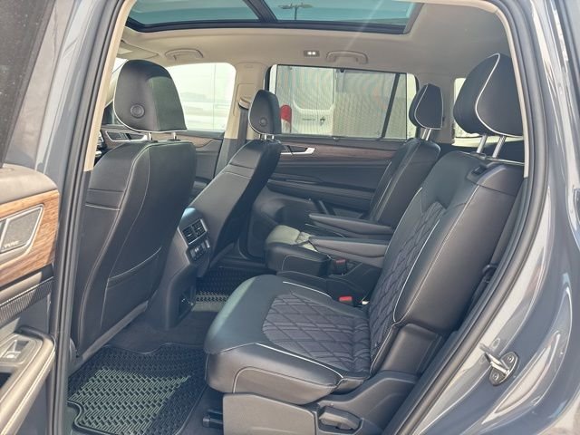 New 2026 Pure Gray Volkswagen 2.0T SEL Premium R-Line image 16