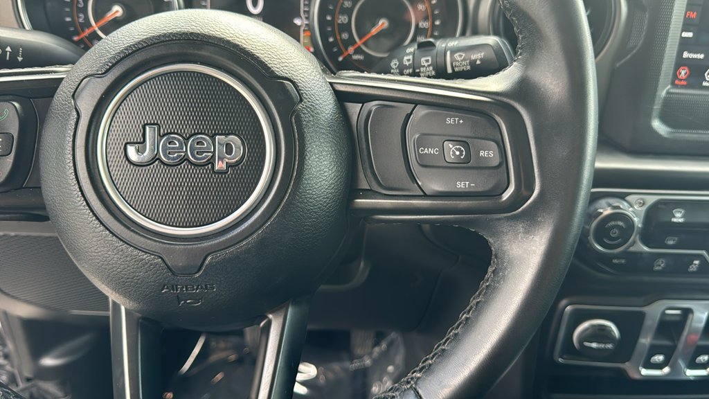 Used 2022 Gray Jeep Sport S image 26
