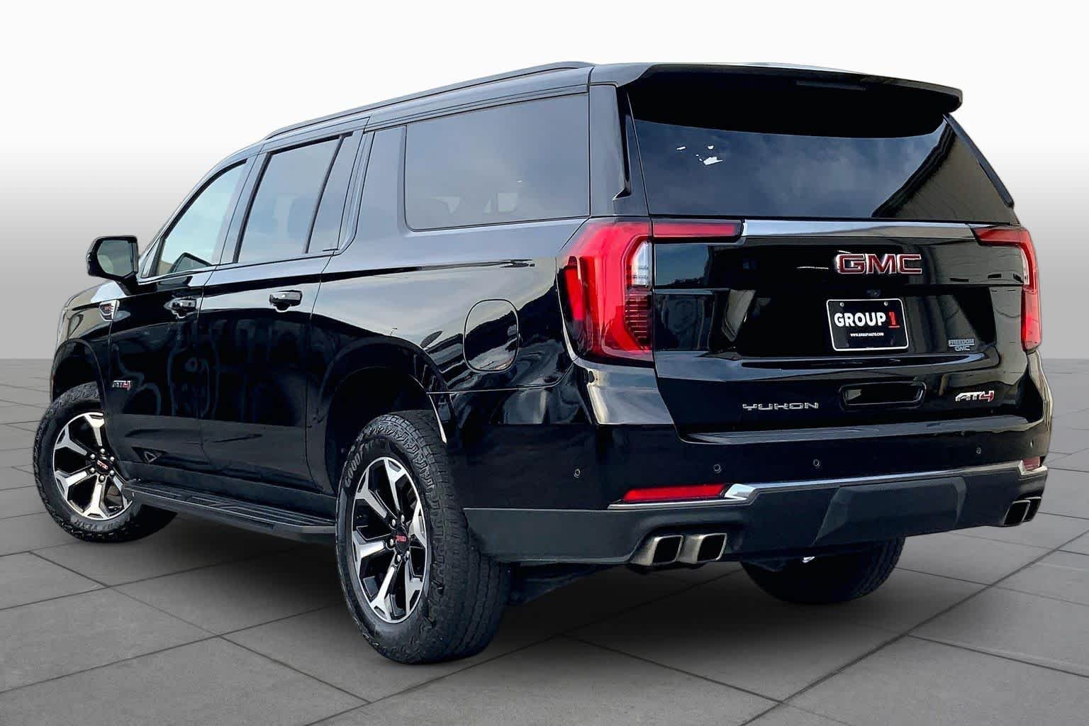 Used 2025 Onyx Black GMC AT4 image 11