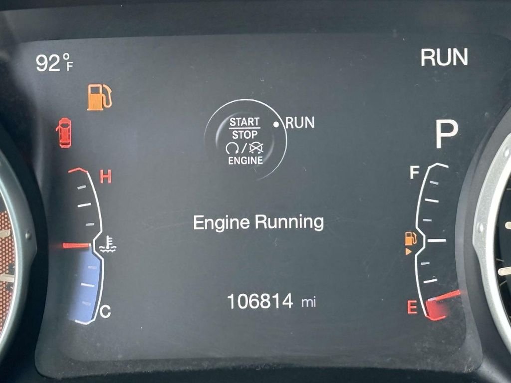 Used 2018 Black Jeep Latitude image 28