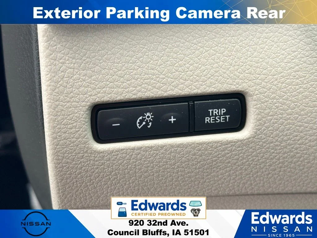 Used 2022 Black Nissan SL image 22