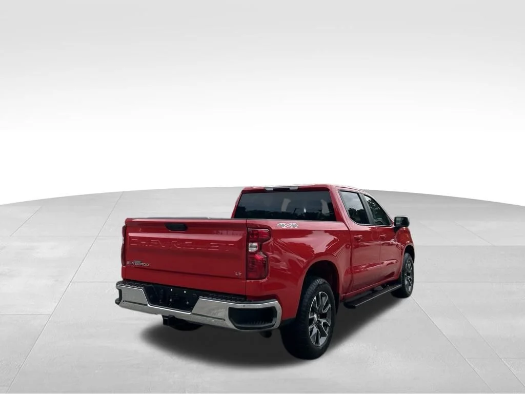 Used 2024 Red Chevrolet LT image 5