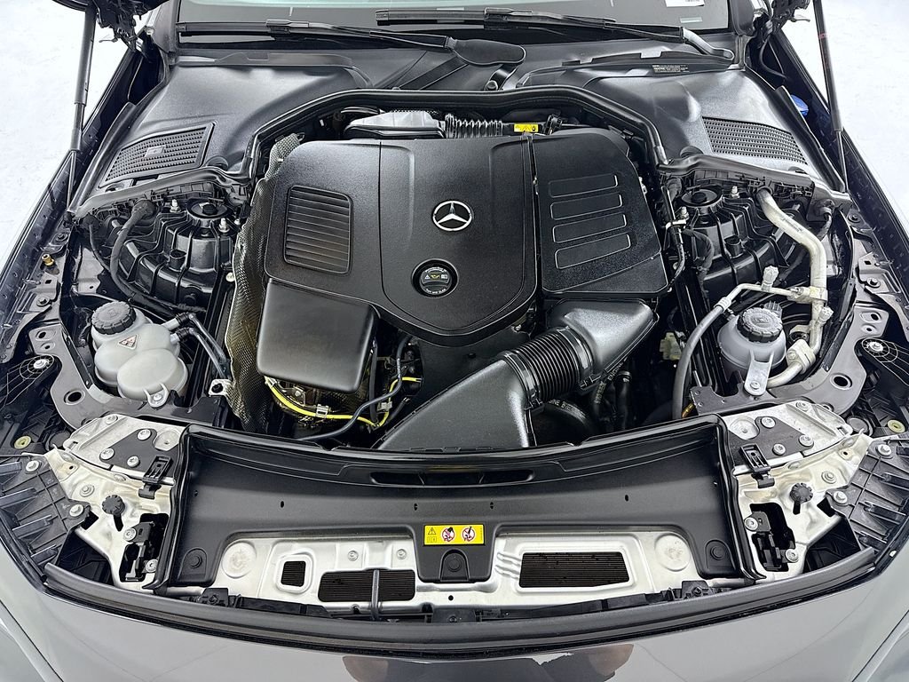 Certified Used 2025 Graphite Gray Metallic Mercedes-Benz CLE 300 image 27