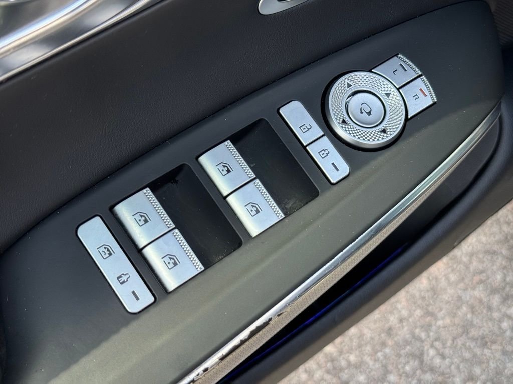 2023 GENESIS GV70 Standard - Photo 30