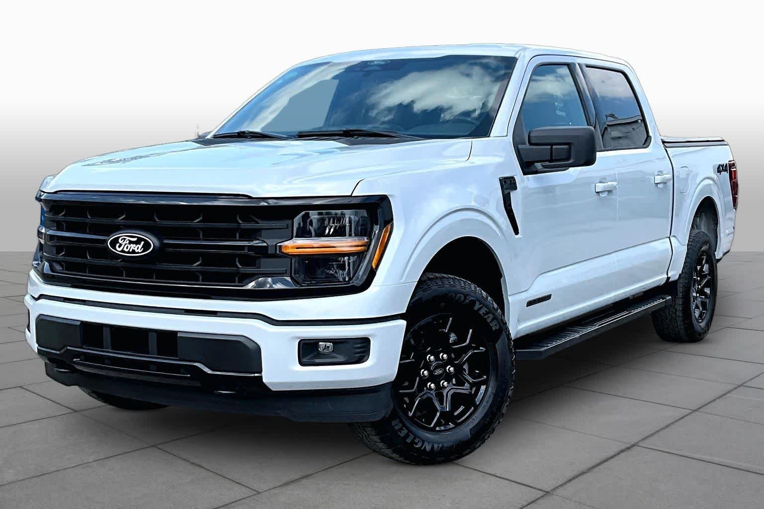 Certified Used 2025 Space White Metallic Ford XLT image 35