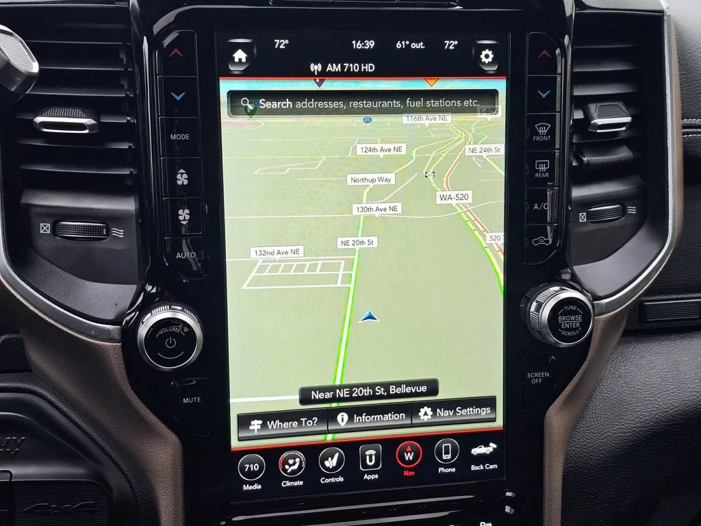 Used 2019  Ram Laramie image 30