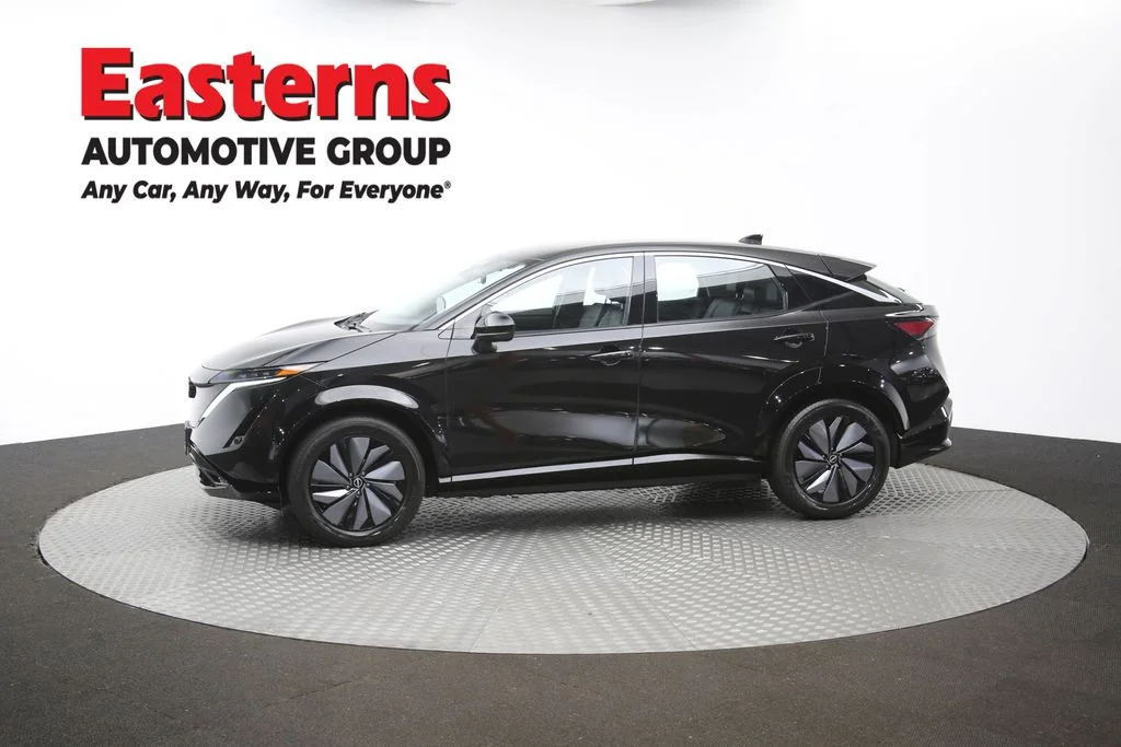 Used 2023 Black Nissan ENGAGE image 59