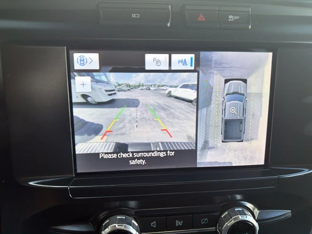 Used 2022 Oxford White Ford XLT image 16