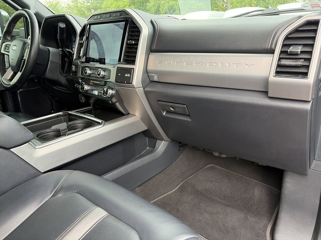 Used 2022 Gray Ford Platinum image 33