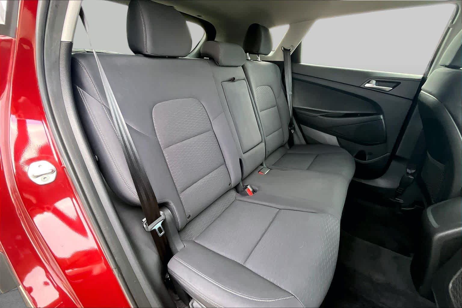 Used 2020 Gemstone Red Hyundai SE image 18