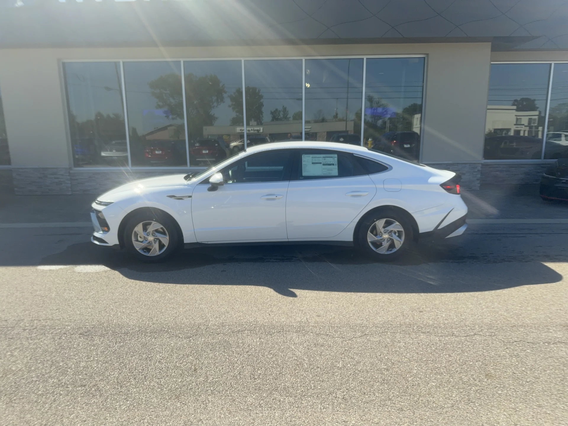 New 2026 Serenity White Pearl Hyundai SE image 8