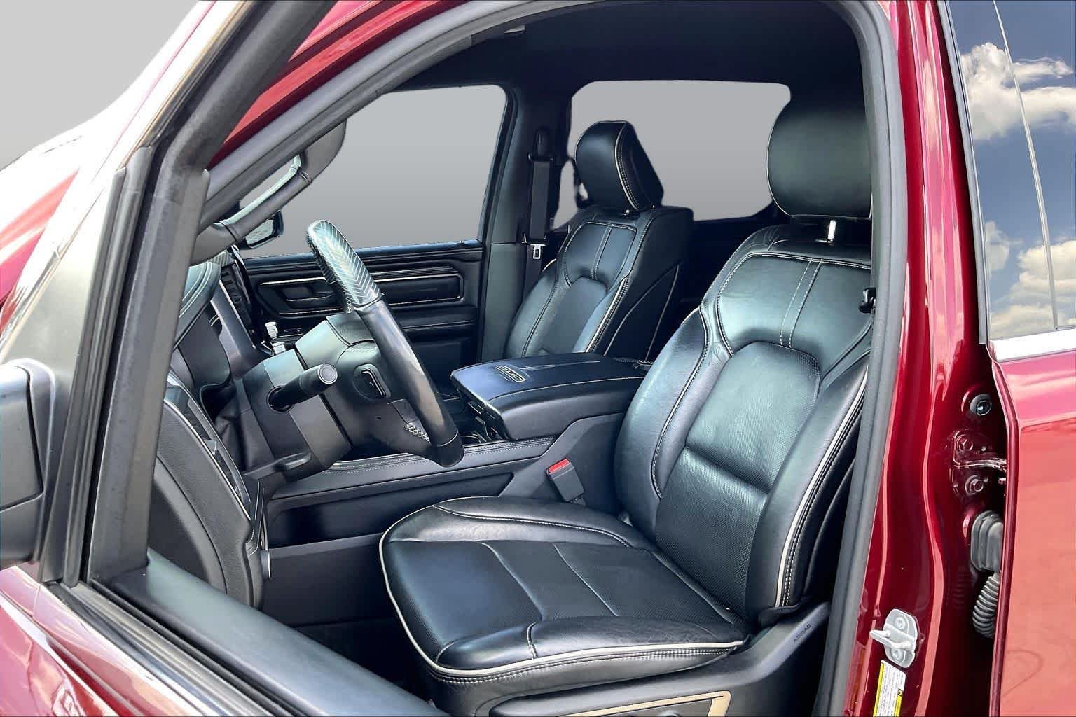 Used 2020 Delmonico Red Pearlcoat Ram Limited image 8