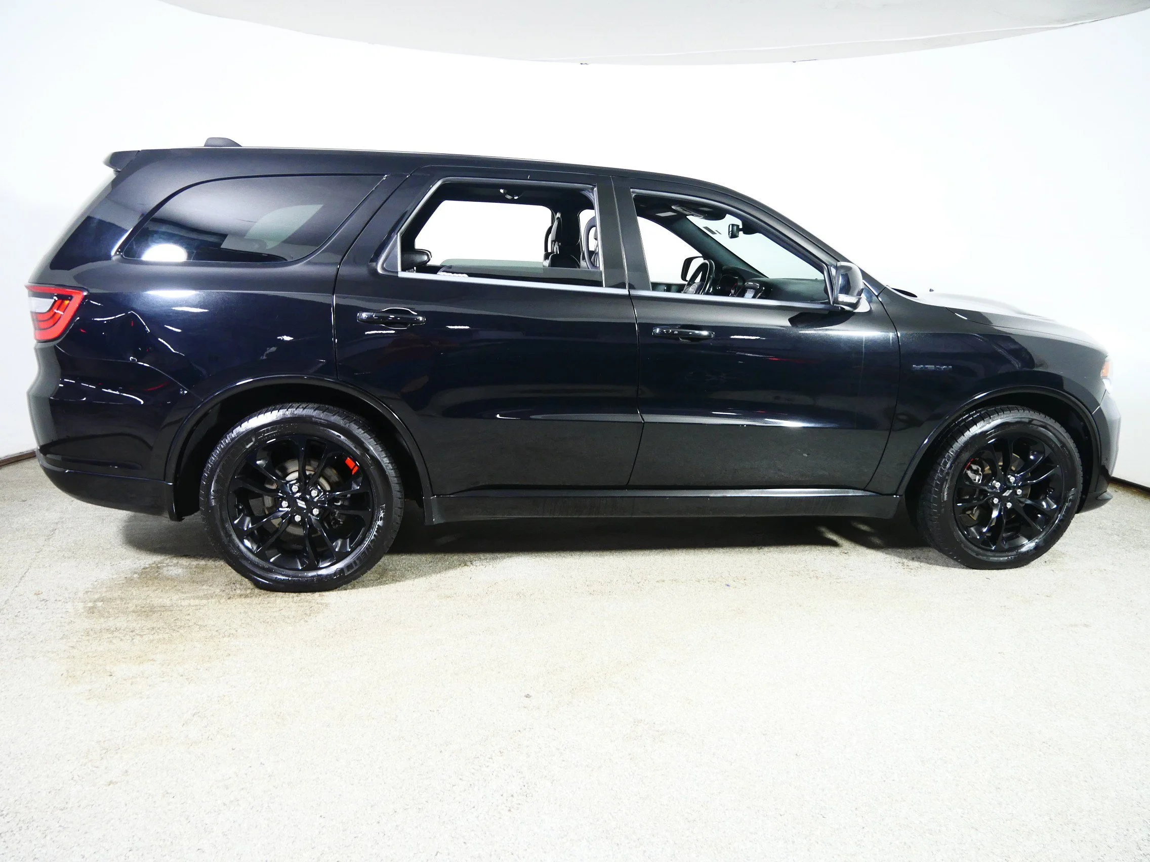 Used 2020 DB Black Clearcoat Dodge R/T image 8