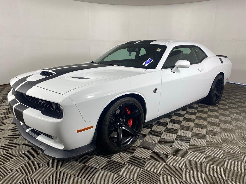 Used 2017 White Knuckle Clearcoat Dodge SRT Hellcat image 19