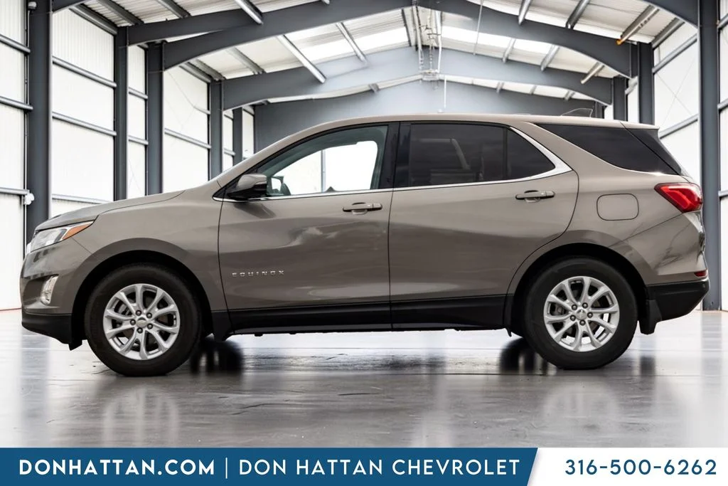 Used 2018 Gray Chevrolet LT image 2