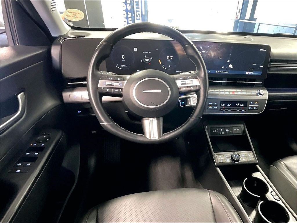 Used 2024 Green Hyundai Limited image 18