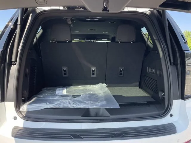 2026 Chevrolet Tahoe LT - Photo 8