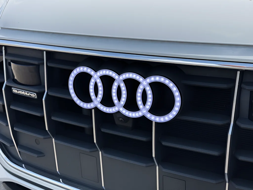 Used 2023 White Audi 55 Premium Plus image 31