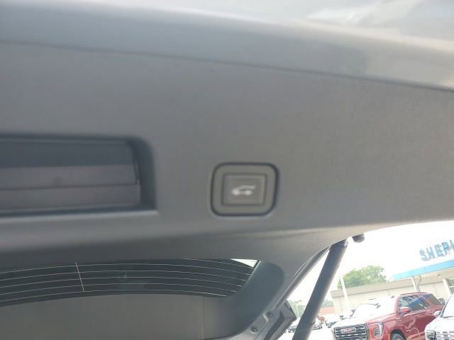 2025 Chevrolet Traverse LT - Photo 19