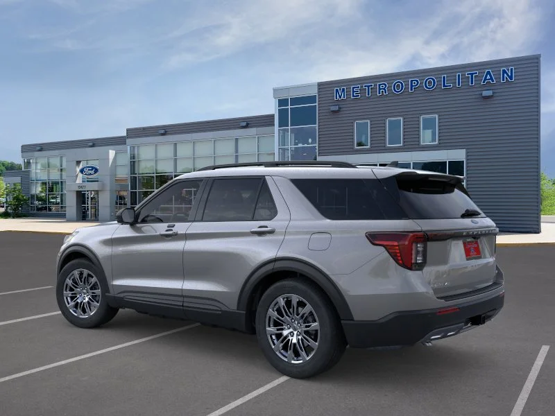 New 2026 Carbonized Gray Metallic Ford Active image 4