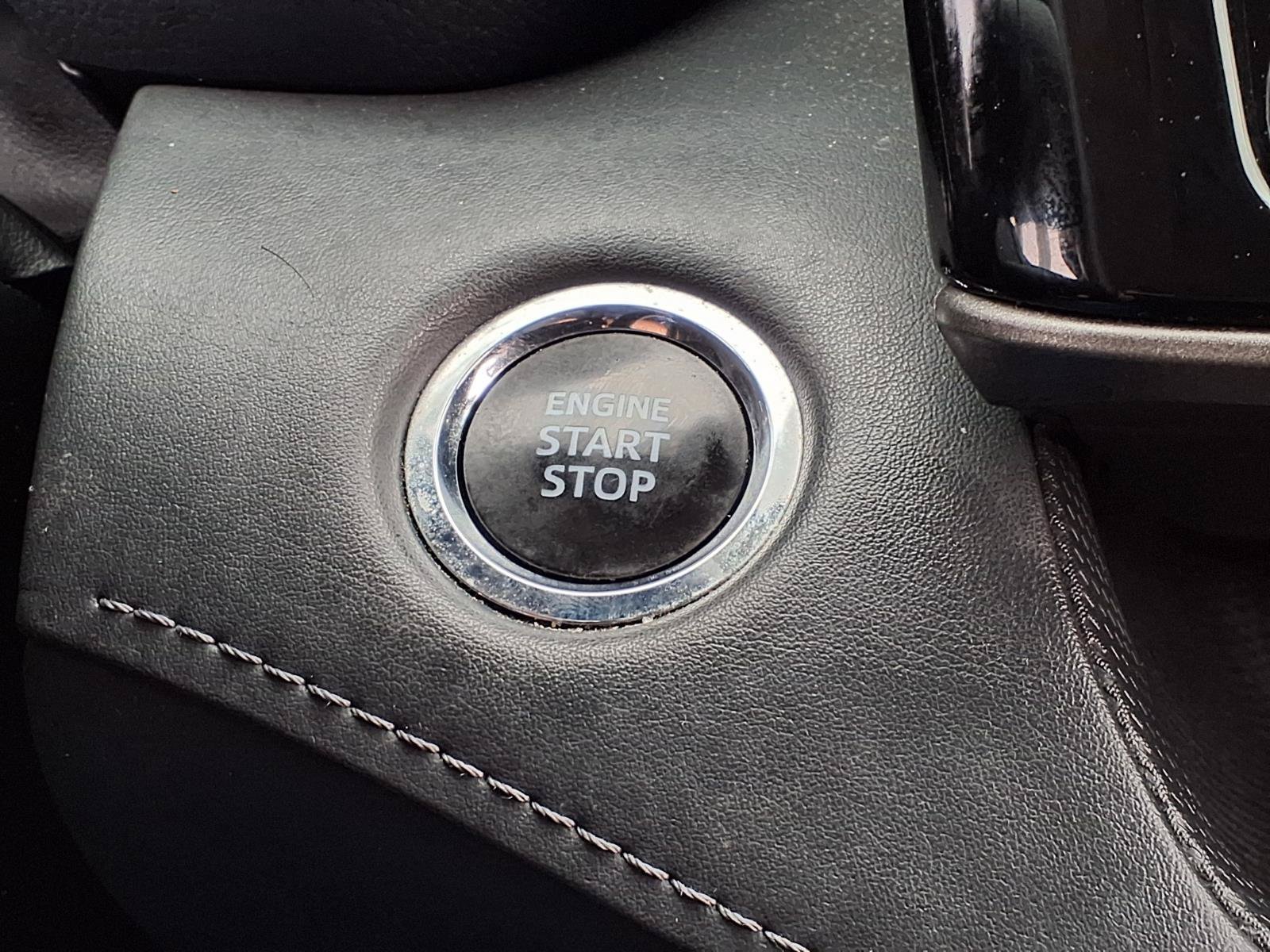 Used 2022 Celestial Silver Metallic Toyota L image 13
