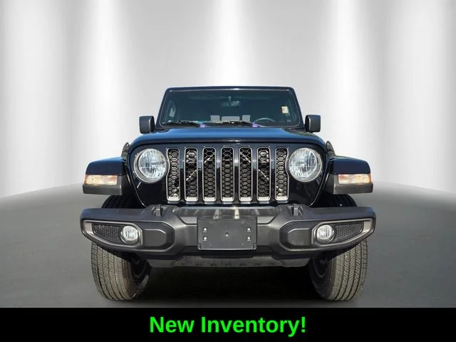 Used 2021 Black Jeep Sport image 2