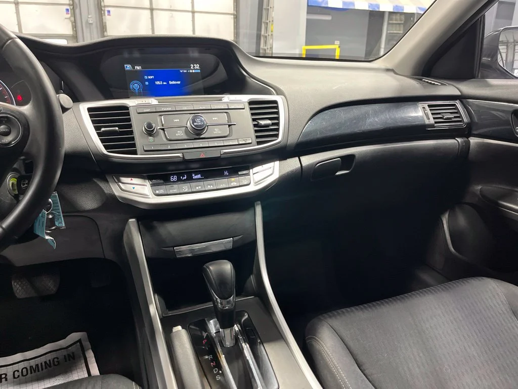 Used 2015 Modern Steel Metallic Honda Sport image 20