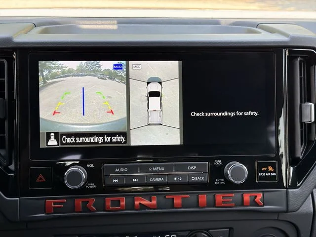 Used 2025 Gray Nissan PRO-X image 17