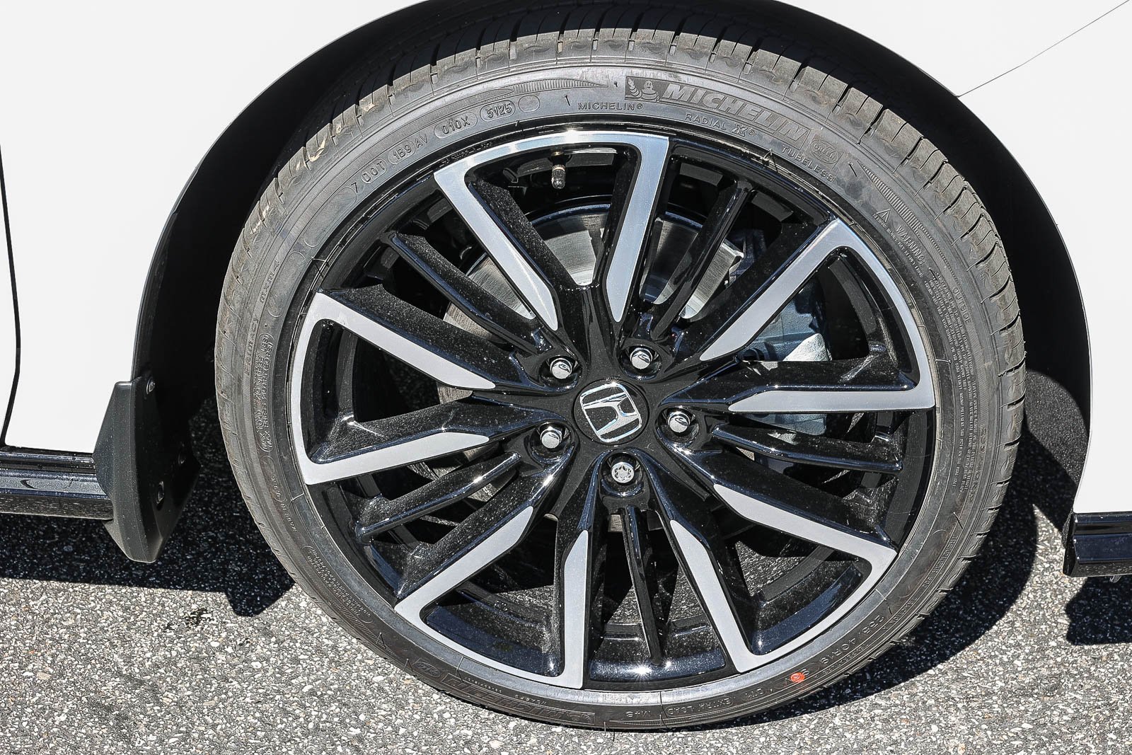 New 2026 Platinum White Pearl Honda Touring Sedan image 11