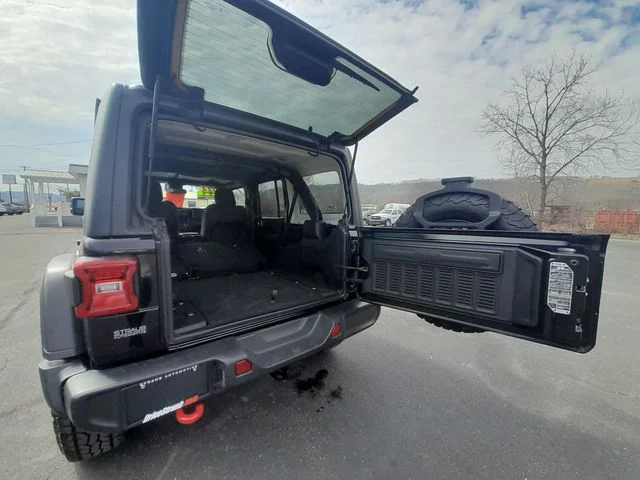 Used 2024 Black Jeep Rubicon image 47