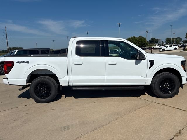 New 2026 White Ford XLT image 3