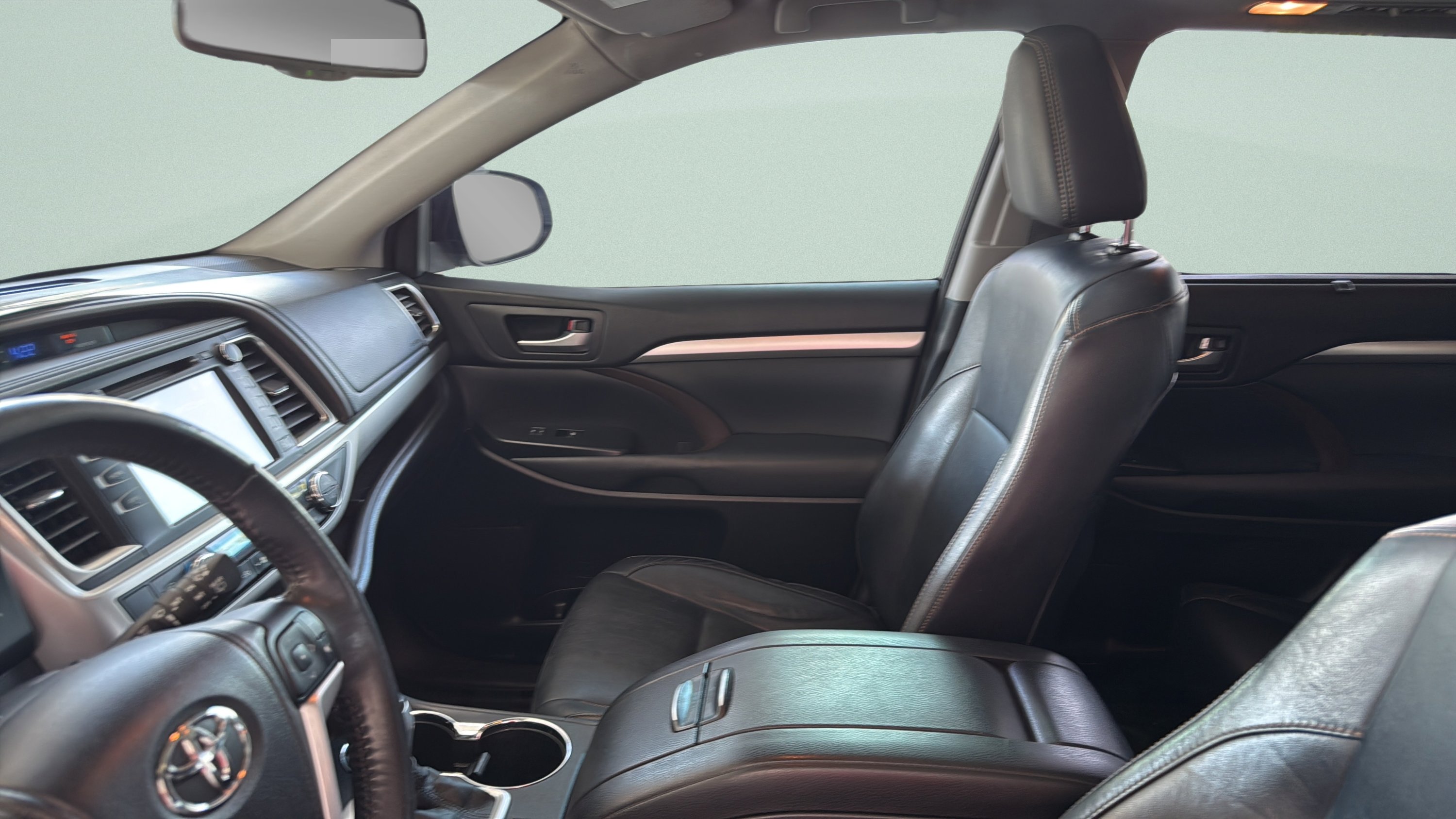Used 2014 Attitude Black Metallic Toyota XLE image 15