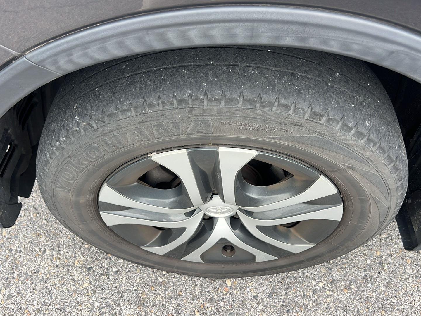 Used 2018 Magnetic Gray Metallic Toyota LE image 7