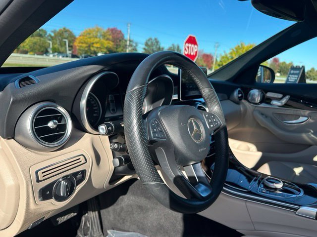 Used 2018 Silver Mercedes-Benz C 300 image 16