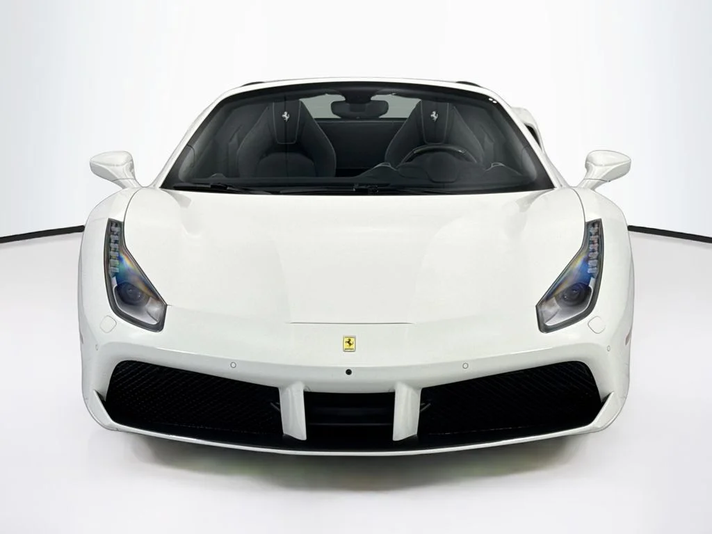 Used 2018 Bianco Avus Ferrari Base image 2