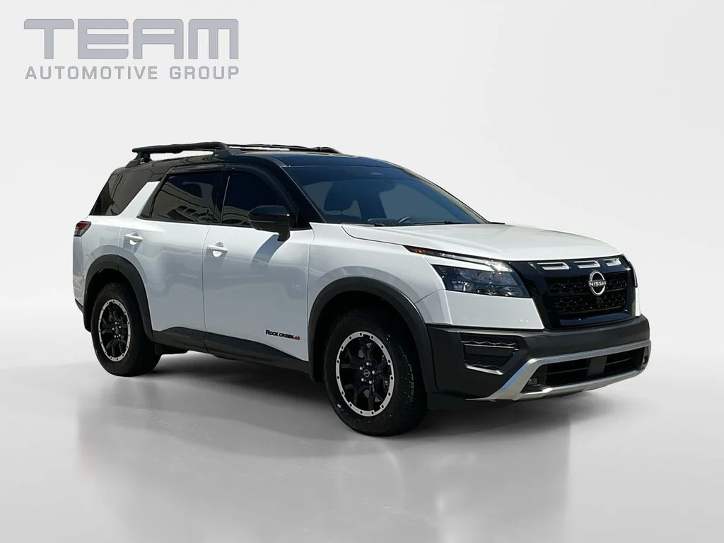 Used 2025 White Nissan Rock Creek image 1