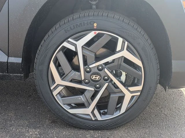 New 2026 Black Hyundai SEL Premium image 9