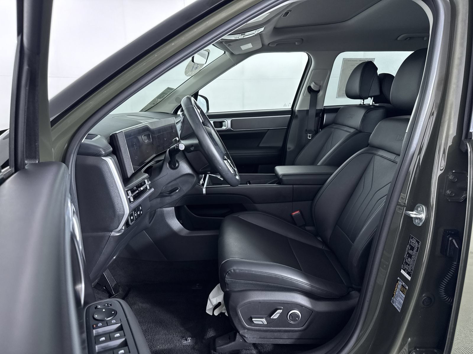 Certified Used 2024 Rockwood Green Hyundai XRT image 15